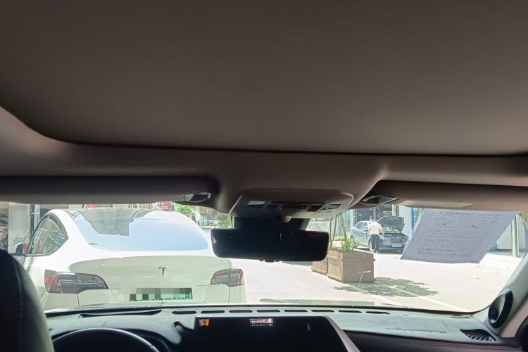 Used Toyota Highlander 2022 Dual-Engine 2.5L 4x4 Elite Edition 7-Seater Headliner