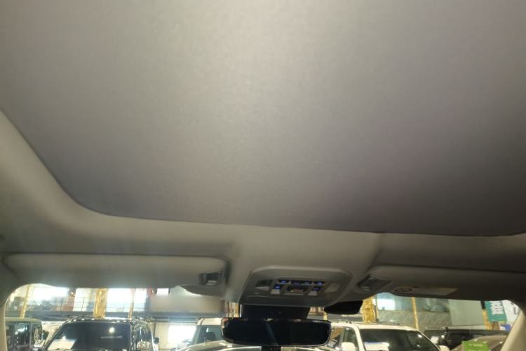 Used Toyota Highlander 2022 Dual-Engine 2.5L Four-Wheel Drive Prestige Version 7 Seats Headliner