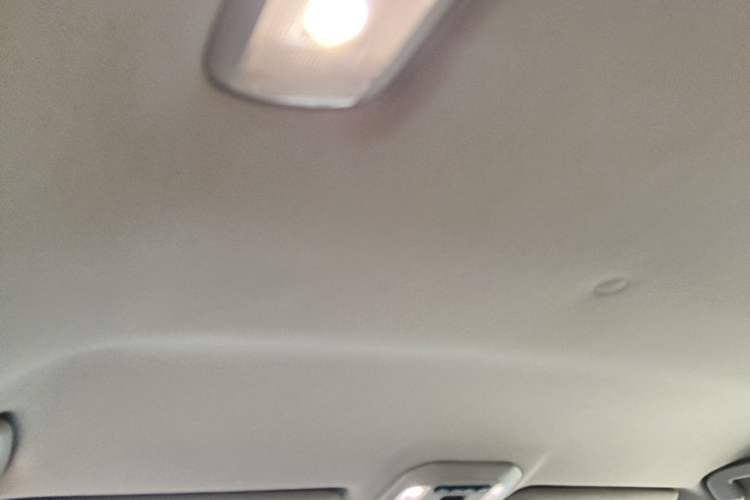Used Toyota Highlander 2022 Dual-Engine 2.5L Two-Wheel Drive Elite Edition 5 Seats Headliner