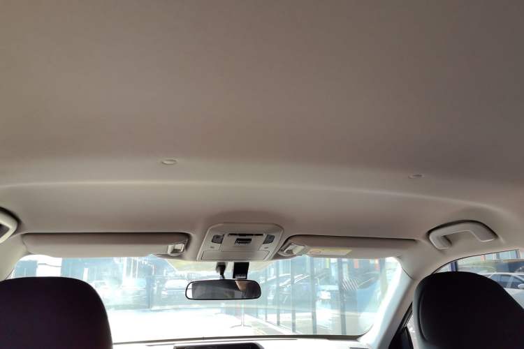 Used Toyota Highlander 2022 Dual-Engine 2.5L Two-Wheel Drive Elite Edition 5 Seats Headliner
