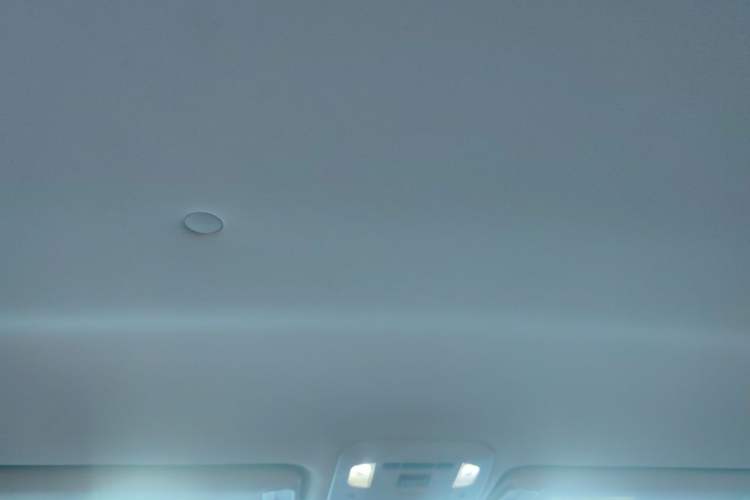 Used Toyota Highlander 2022 Dual-Engine 2.5L Two-Wheel Drive Elite Edition 7-Seater Headliner
