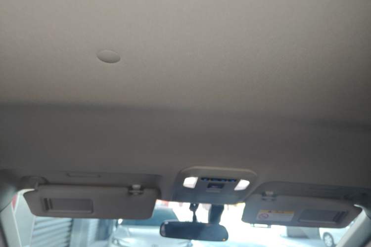 Used Toyota Highlander 2022 Dual-Engine 2.5L 4x4 Elite Edition 7-Seater Headliner
