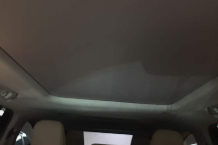 Used Toyota Highlander 2022 Dual-Engine 2.5L Four-Wheel Drive Prestige Version 7 Seats Headliner