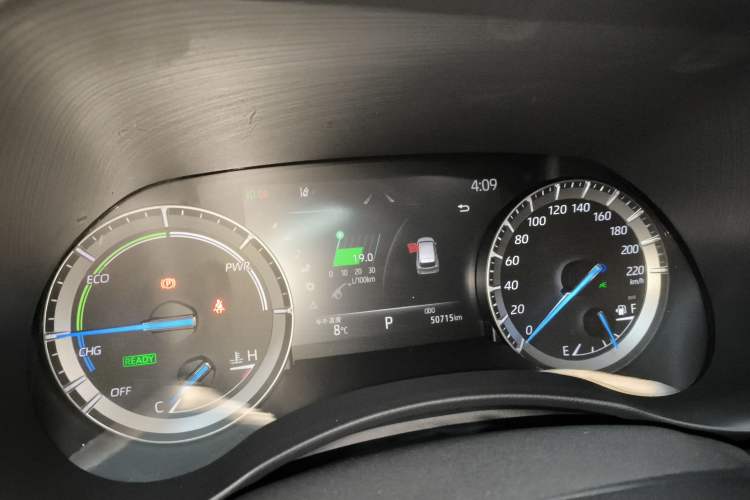 Used Toyota Highlander 2022 Dual-Engine 2.5L Four-Wheel Drive Prestige Version 7 Seats Instrument Cluster