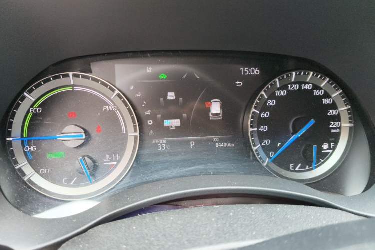 Used Toyota Highlander 2022 Dual-Engine 2.5L Four-Wheel Drive Prestige Version 7 Seats Instrument Cluster