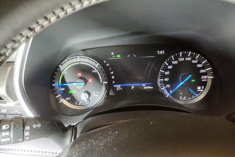 Used Toyota Highlander 2022 Dual-Engine 2.5L Four-Wheel Drive Prestige Version 7 Seats Instrument Cluster