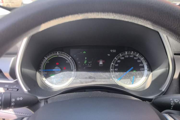 Used Toyota Highlander 2022 Dual-Engine 2.5L Two-Wheel Drive Elite Edition 5 Seats Instrument Cluster