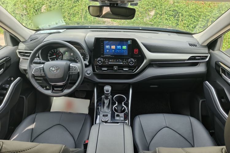Used Toyota Highlander 2022 380T 4x4 Luxury Edition 7 Seats Interior 1