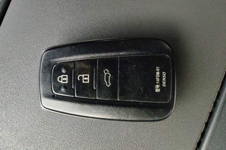 Used Toyota Highlander 2022 Dual-Engine 2.5L Four-Wheel Drive Prestige Version 7 Seats Interior 1