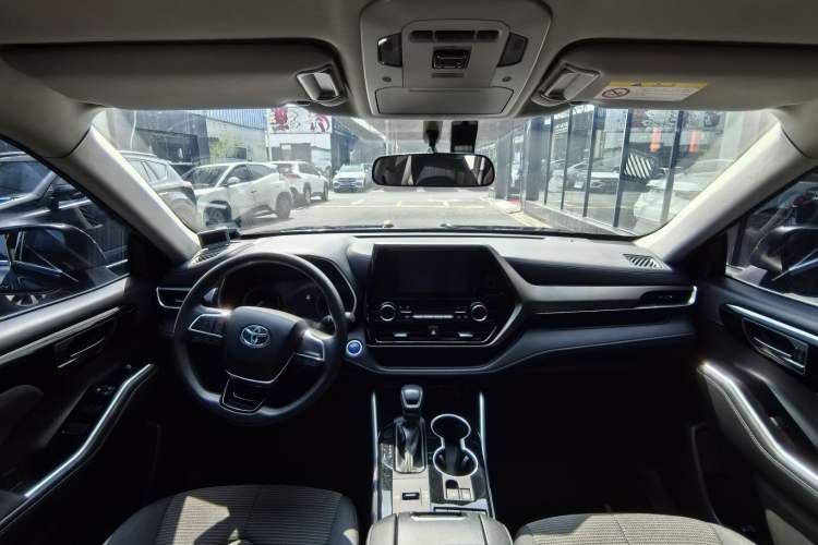 Used Toyota Highlander 2022 Dual-Engine 2.5L Two-Wheel Drive Elite Edition 5 Seats Interior 1