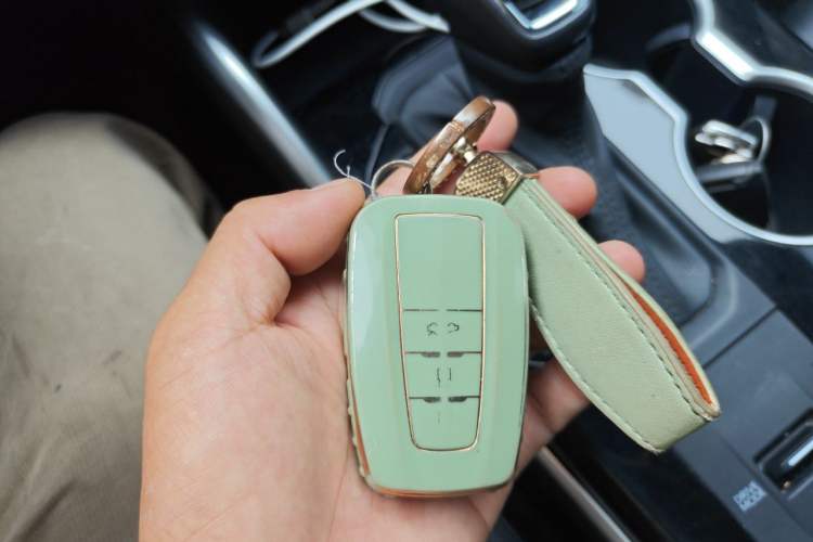 Used Toyota Highlander 2022 Dual-Engine 2.5L Four-Wheel Drive Prestige Version 7 Seats Interior 1