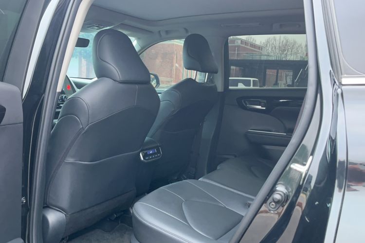 Used Toyota Highlander 2022 Dual-Engine 2.5L Four-Wheel Drive Prestige Version 7 Seats Interior 1