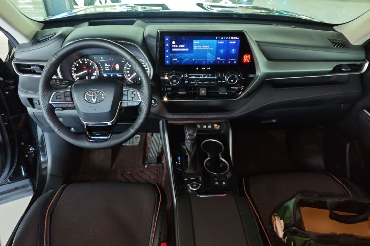 Used Toyota Highlander 2022 380T Four-Wheel Drive Prestige Edition 7-Seater Interior 2