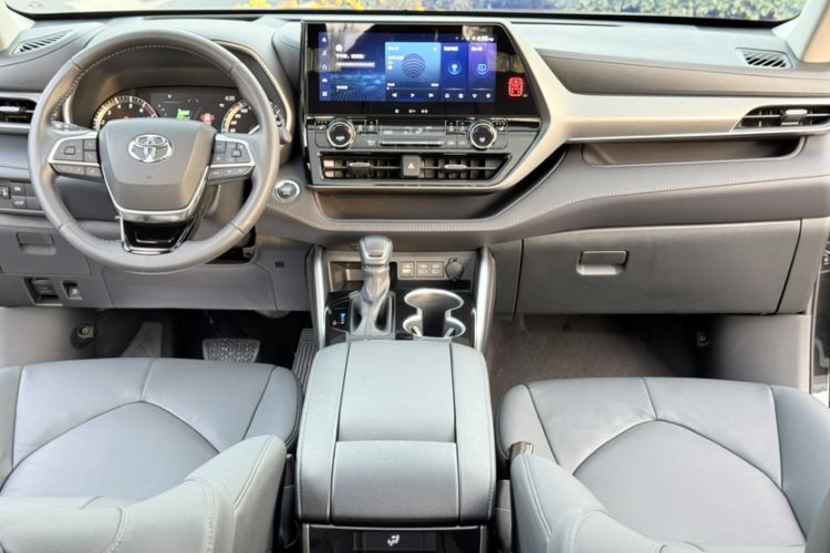 Used Toyota Highlander 2022 380T Four-Wheel Drive Prestige Edition 7-Seater Interior 3