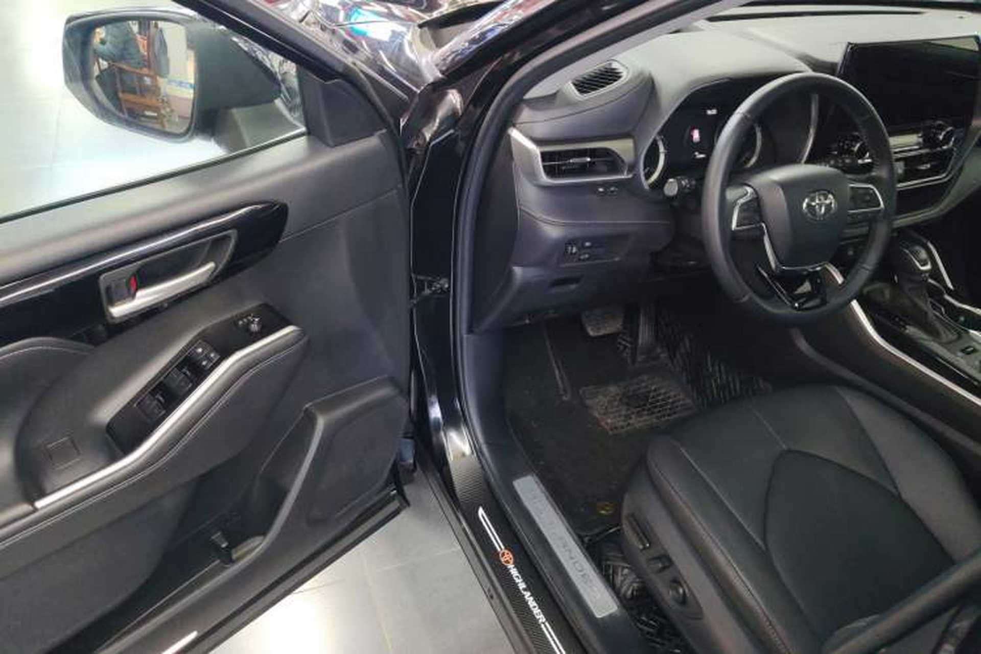 Used Toyota Highlander 2022 380T Four-Wheel Drive Prestige Edition 7-Seater Interior 3