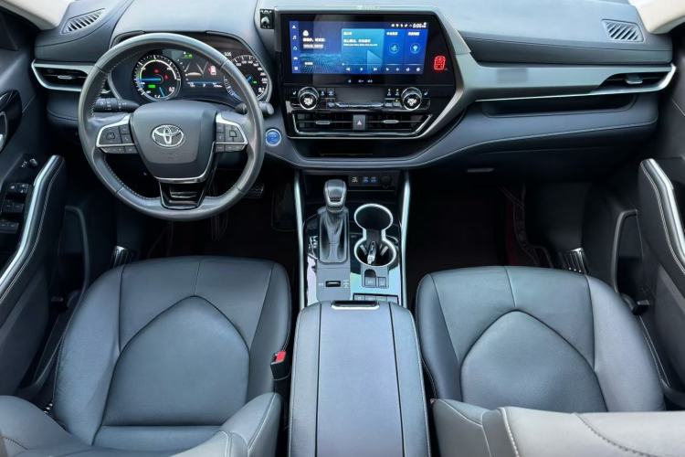 Used Toyota Highlander 2022 Dual-Engine 2.5L Four-Wheel Drive Prestige Version 7 Seats Interior 3