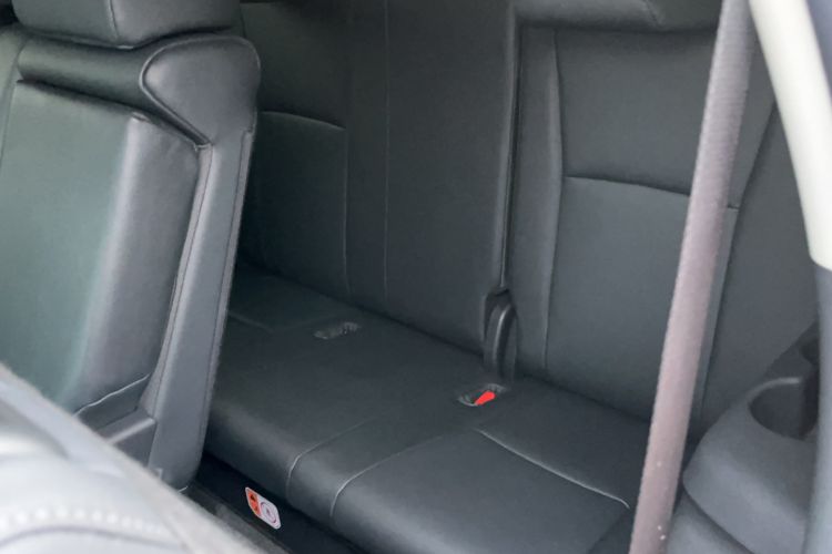 Used Toyota Highlander 2022 Dual-Engine 2.5L Four-Wheel Drive Prestige Version 7 Seats Interior 3