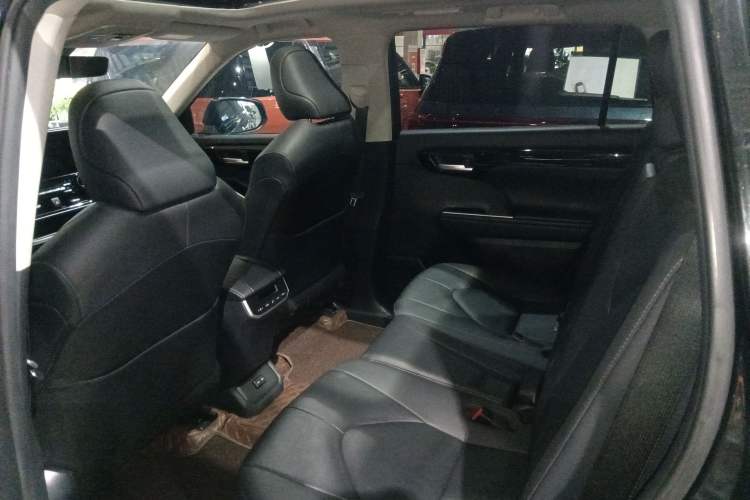 Used Toyota Highlander 2022 380T Four-Wheel Drive Prestige Edition 7-Seater Interior 4