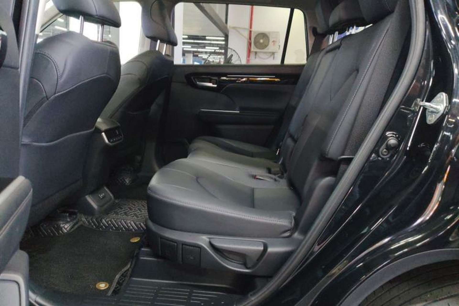 Used Toyota Highlander 2022 380T Four-Wheel Drive Prestige Edition 7-Seater Interior 4