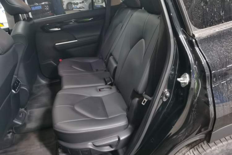 Used Toyota Highlander 2022 380T Four-Wheel Drive Prestige Edition 7-Seater Interior 4