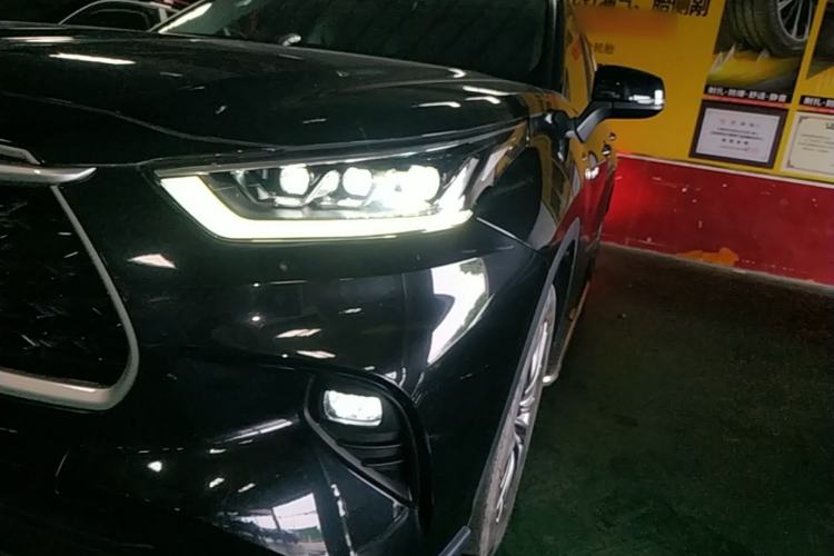 Used Toyota Highlander 2022 Dual-Engine 2.5L Four-Wheel Drive Prestige Version 7 Seats Left Front Headlight