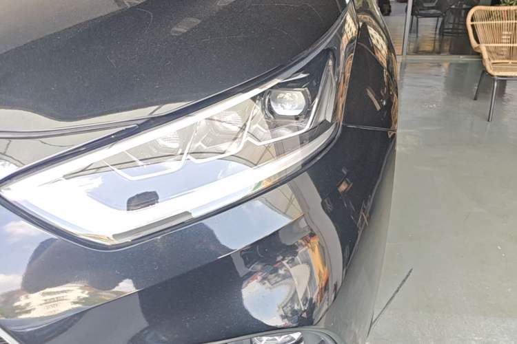 Used Toyota Highlander 2022 Dual-Engine 2.5L Four-Wheel Drive Supreme Edition 7-Seater Left Front Headlight