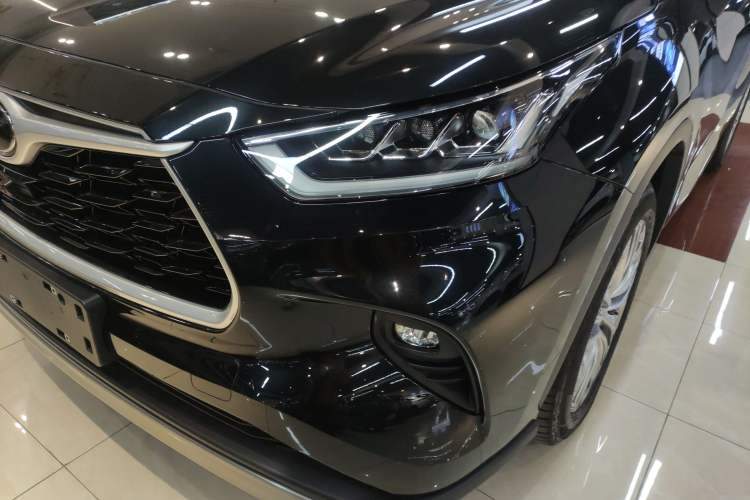 Used Toyota Highlander 2022 380T 4x4 Luxury Edition 7 Seats Left Front Headlight