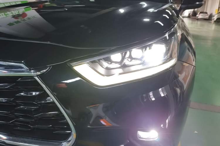 Used Toyota Highlander 2022 Dual-Engine 2.5L Four-Wheel Drive Supreme Edition 7-Seater Left Front Headlight