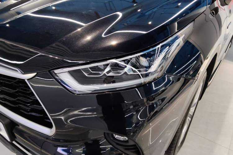 Used Toyota Highlander 2022 Dual-Engine 2.5L Two-Wheel Drive Prestige Edition 7-Seater Left Front Headlight