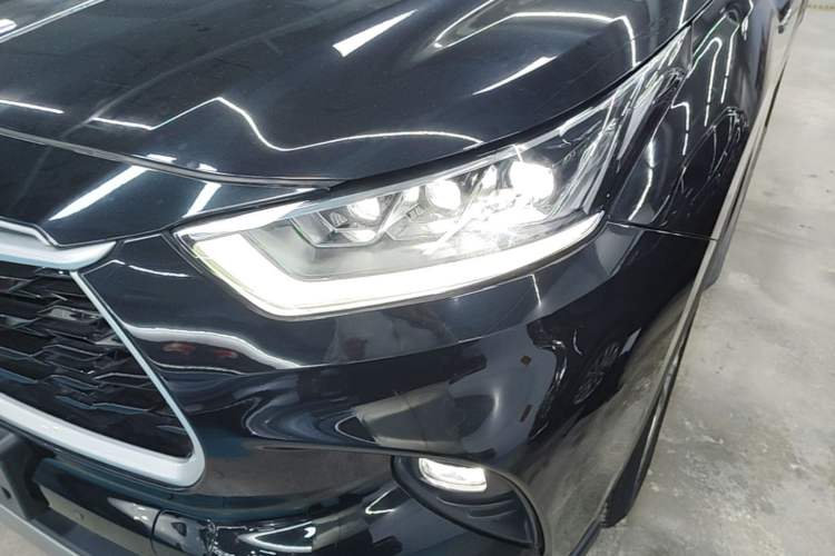 Used Toyota Highlander 2022 Dual-Engine 2.5L Four-Wheel Drive Prestige Version 7 Seats Left Front Headlight