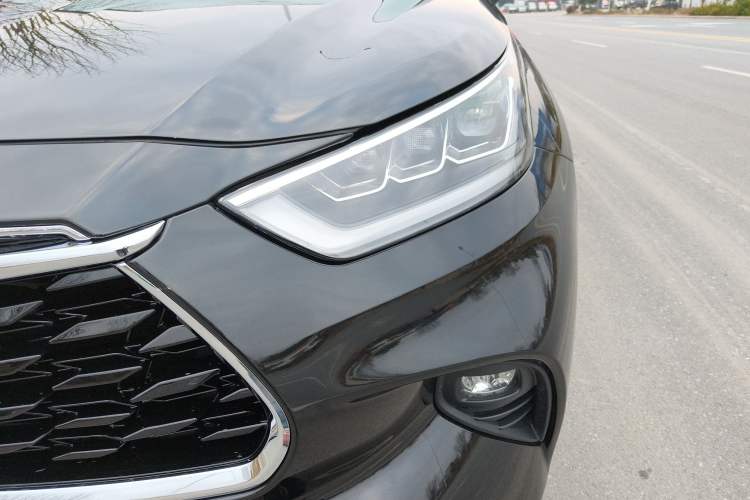 Used Toyota Highlander 2022 Dual-Engine 2.5L Four-Wheel Drive Supreme Edition 7-Seater Left Front Headlight