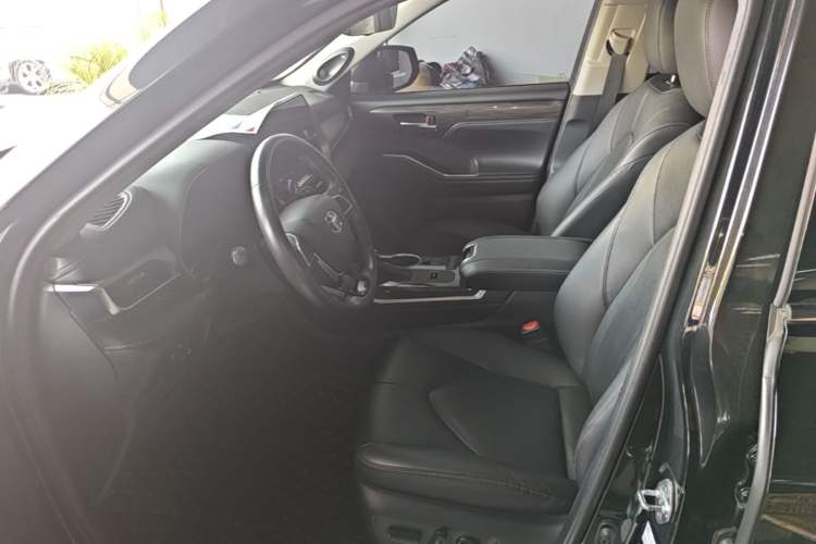 Used Toyota Highlander 2022 Dual-Engine 2.5L Four-Wheel Drive Supreme Edition 7-Seater Left Front Seat