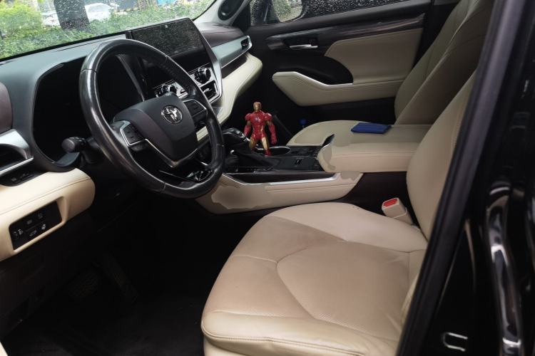 Used Toyota Highlander 2022 Dual-Engine 2.5L Four-Wheel Drive Prestige Version 7 Seats Left Front Seat