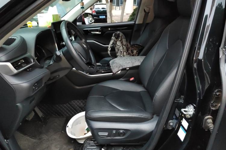 Used Toyota Highlander 2022 Dual-Engine 2.5L Four-Wheel Drive Prestige Version 7 Seats Left Front Seat