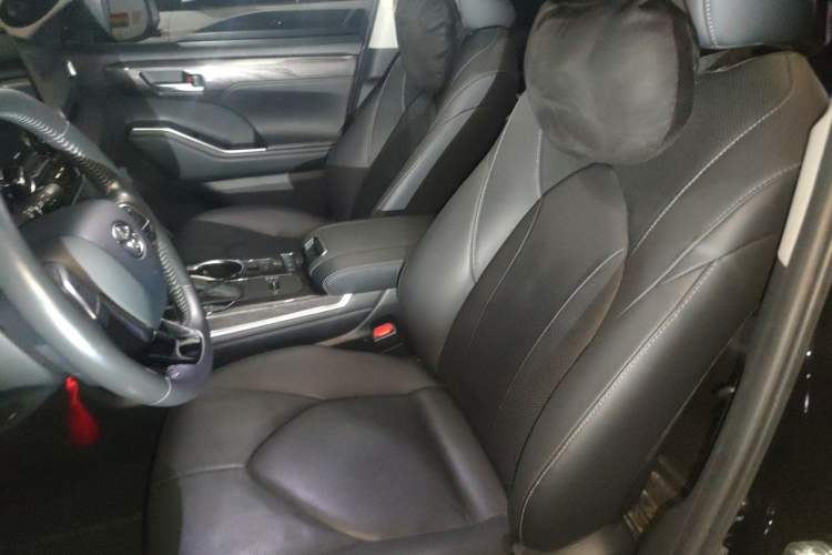 Used Toyota Highlander 2022 Dual-Engine 2.5L Four-Wheel Drive Supreme Edition 7-Seater Left Front Seat