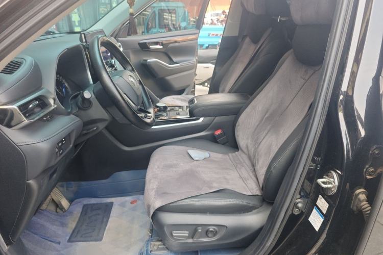 Used Toyota Highlander 2022 Dual-Engine 2.5L Four-Wheel Drive Prestige Version 7 Seats Left Front Seat