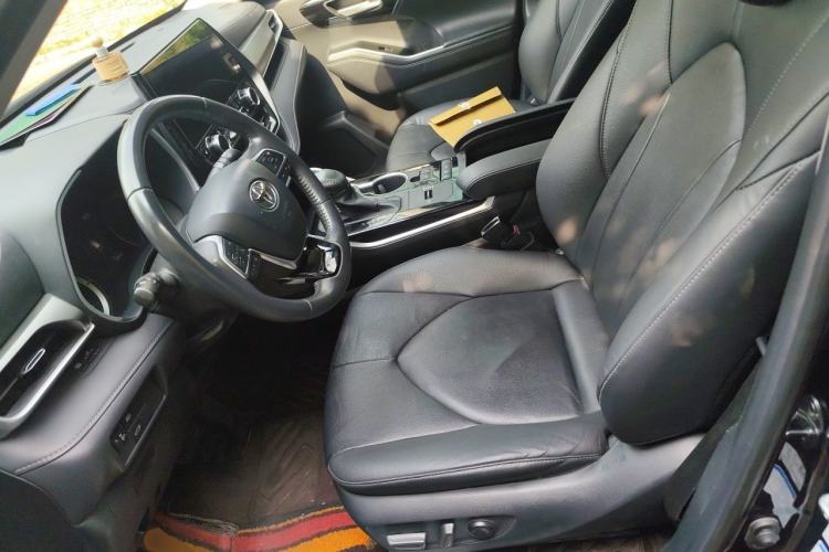Used Toyota Highlander 2022 Dual-Engine 2.5L Four-Wheel Drive Prestige Version 7 Seats Left Front Seat