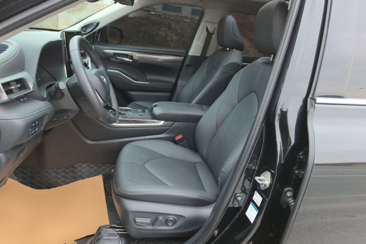 Used Toyota Highlander 2022 Dual-Engine 2.5L Four-Wheel Drive Supreme Edition 7-Seater Left Front Seat