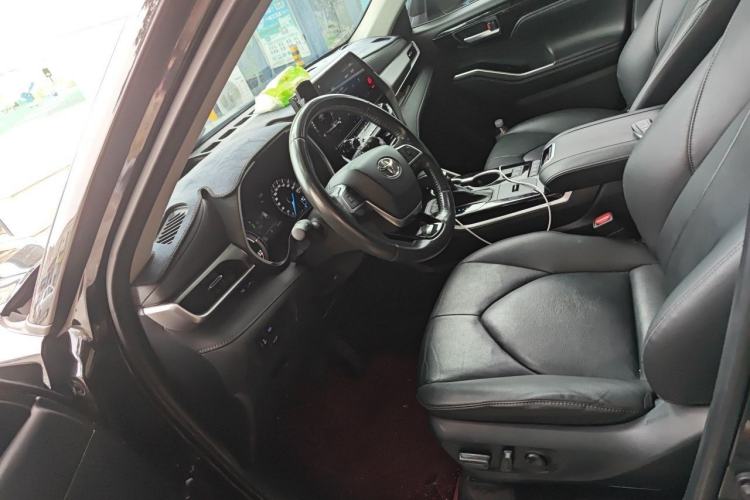 Used Toyota Highlander 2022 Dual-Engine 2.5L Four-Wheel Drive Prestige Version 7 Seats Left Front Seat