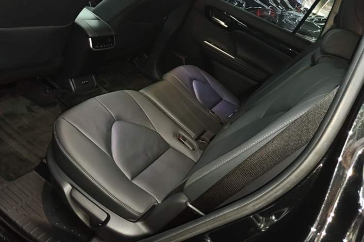 Used Toyota Highlander 2022 380T Four-Wheel Drive Prestige Edition 7-Seater Left Rear Seat