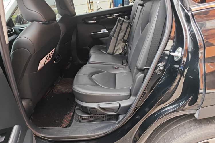 Used Toyota Highlander 2022 Dual-Engine 2.5L Four-Wheel Drive Prestige Version 7 Seats Left Rear Seat
