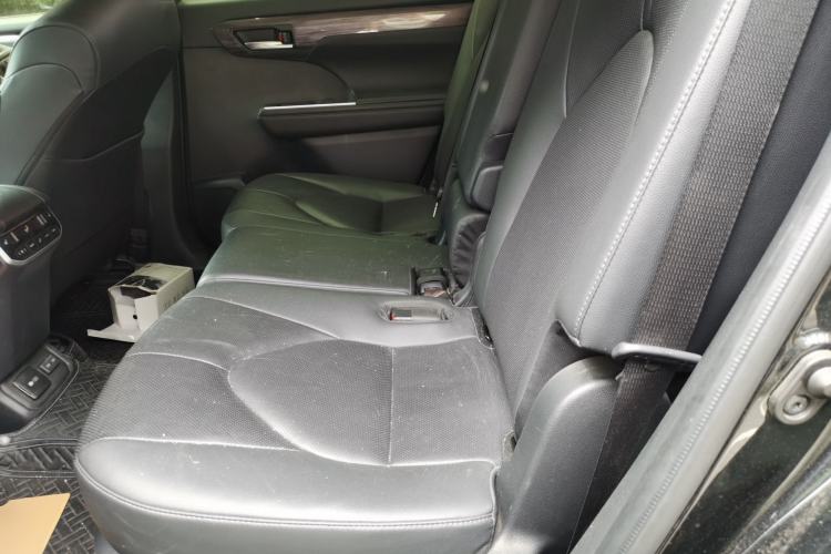 Used Toyota Highlander 2022 Dual-Engine 2.5L Four-Wheel Drive Supreme Edition 7-Seater Left Rear Seat