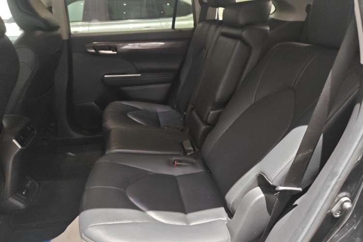 Used Toyota Highlander 2022 Dual-Engine 2.5L Four-Wheel Drive Prestige Version 7 Seats Left Rear Seat