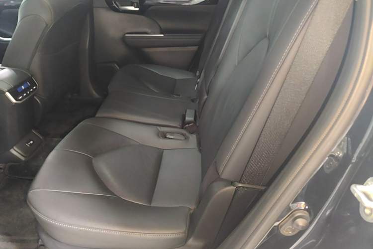 Used Toyota Highlander 2022 380T Four-Wheel Drive Prestige Edition 7-Seater Left Rear Seat