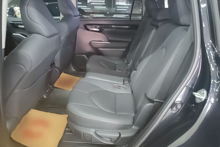 Used Toyota Highlander 2022 380T Four-Wheel Drive Prestige Edition 7-Seater Left Rear Seat