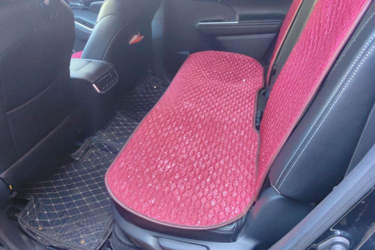 Used Toyota Highlander 2022 Dual-Engine 2.5L Two-Wheel Drive Elite Edition 7-Seater Left Rear Seat