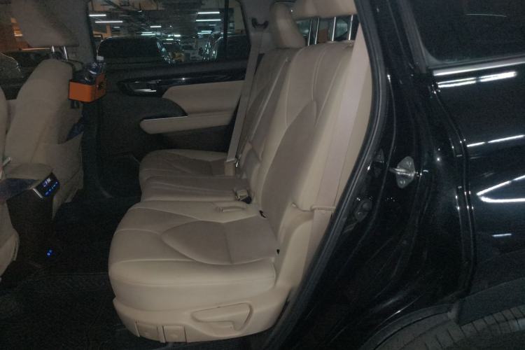 Used Toyota Highlander 2022 Dual-Engine 2.5L Four-Wheel Drive Prestige Version 7 Seats Left Rear Seat