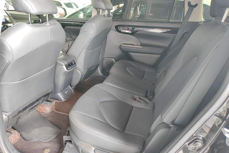 Used Toyota Highlander 2022 380T Four-Wheel Drive Prestige Edition 7-Seater Left Rear Seat