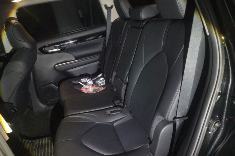 Used Toyota Highlander 2022 Dual-Engine 2.5L Four-Wheel Drive Prestige Version 7 Seats Left Rear Seat