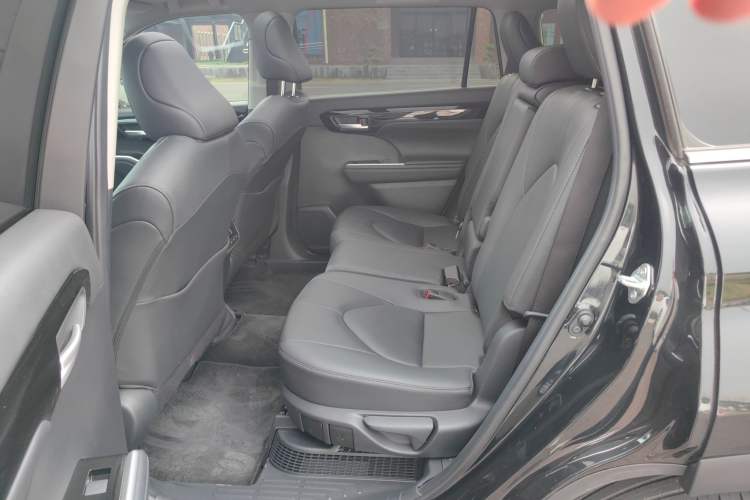 Used Toyota Highlander 2022 Dual-Engine 2.5L Four-Wheel Drive Prestige Version 7 Seats Left Rear Seat